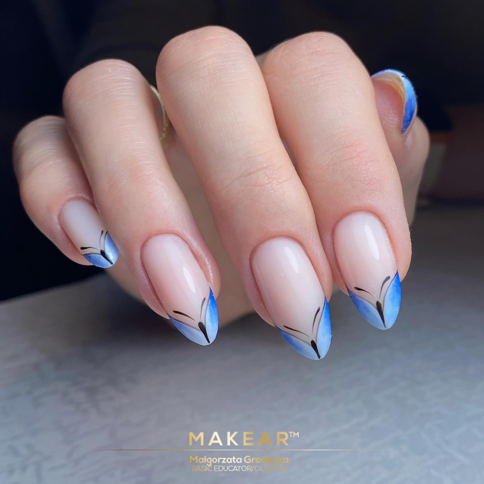 eng_pl_Builder-Base-Cover-551_2