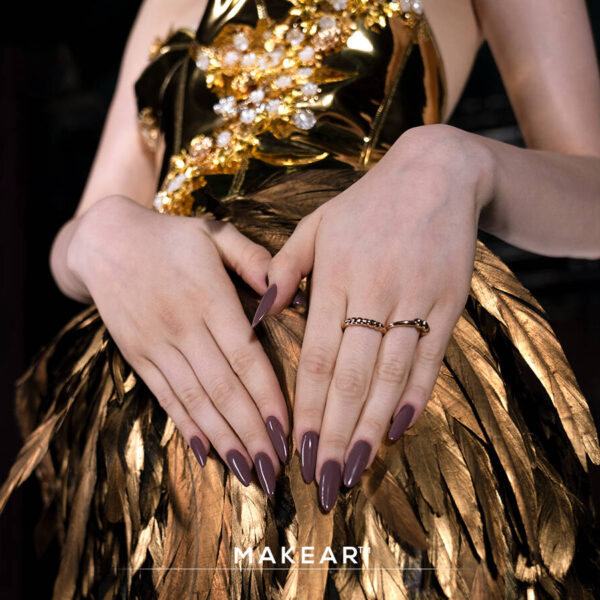 Makear Gel Polish 949 Catwalk