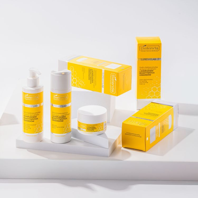 bielenda_proffesional_supremelab_barrier_renew Bielenda Professional - Barrier Renew Soothing and Moisturising Face Tonic with Aloe & Turmeric 200ml