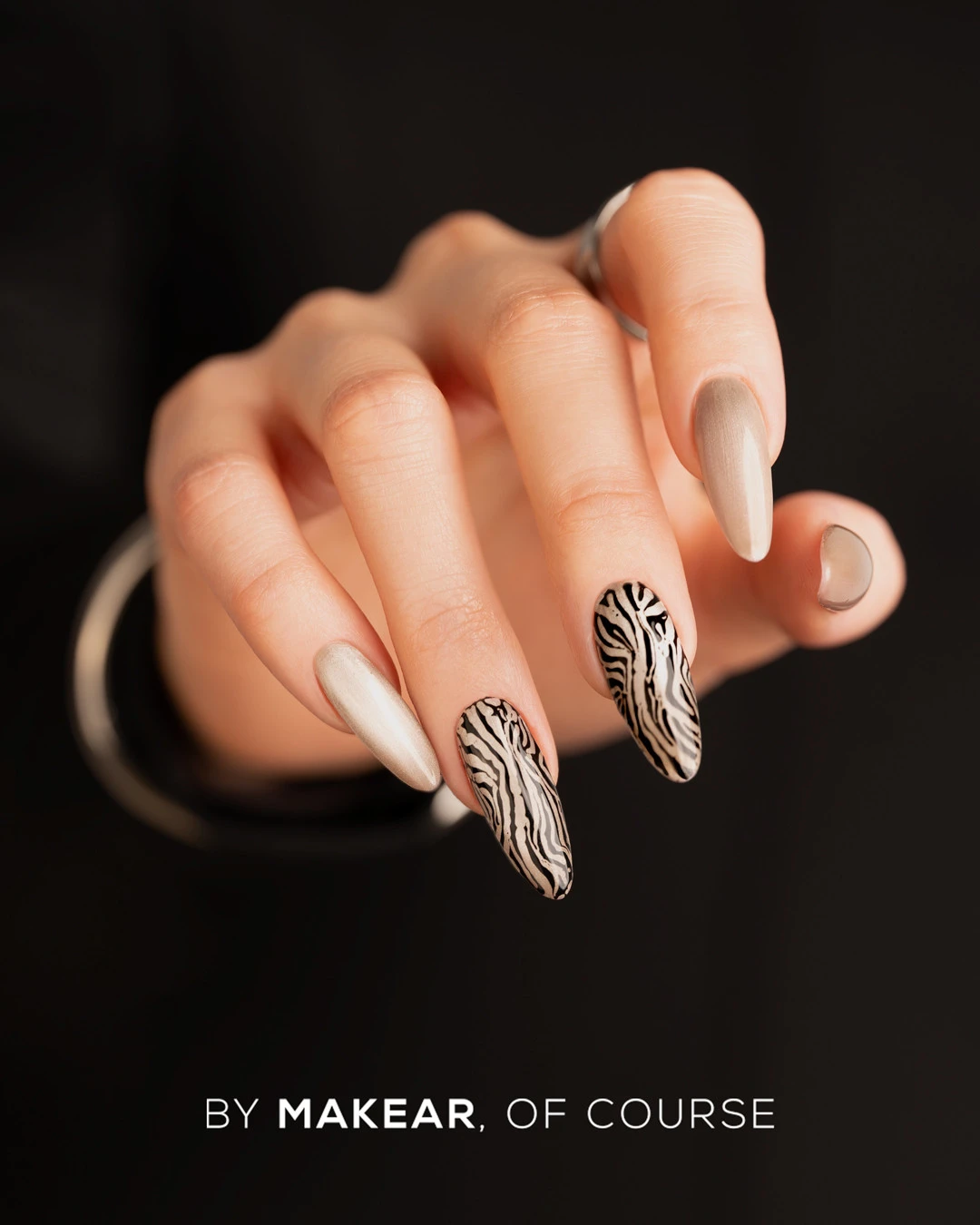 eng_pl_Scratch-Gel-Black-SG01-5-ml-1725_4